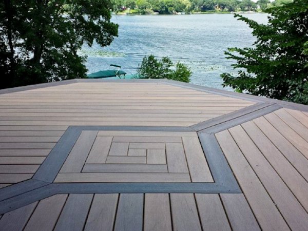 Custom-inlay-low-maintenance-decking-maple-grove-mn