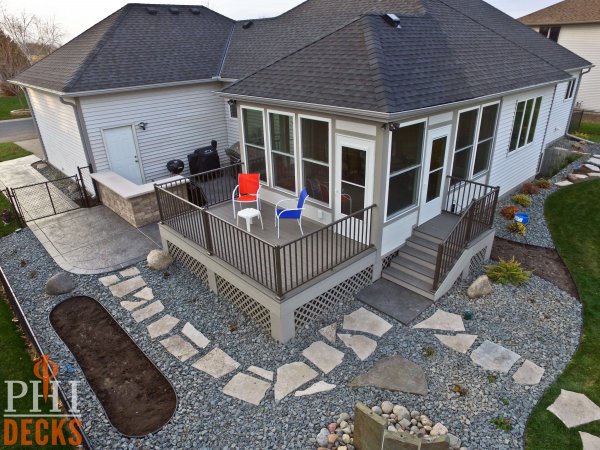 Landscaping-concrete-patio-custom-bar