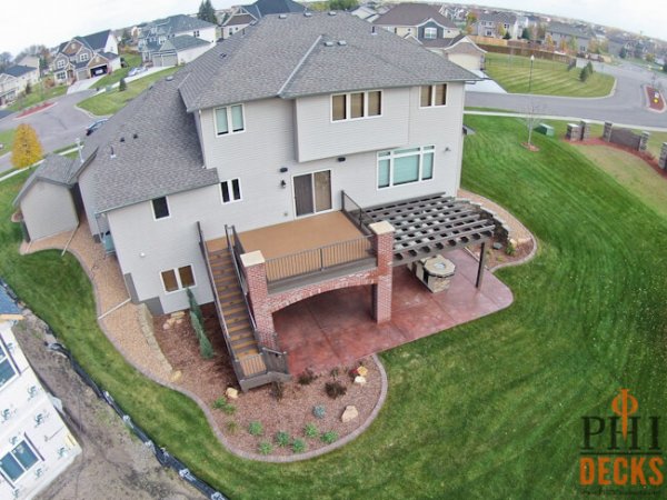 PHI_Decks-Brooklyn-Park-MN-Custom-Deck-Screen-Porch-Pergola