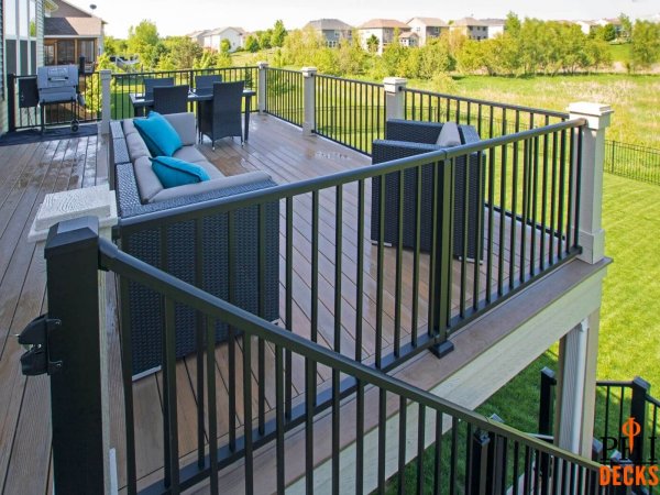 aluminum_railings_low_maintenance