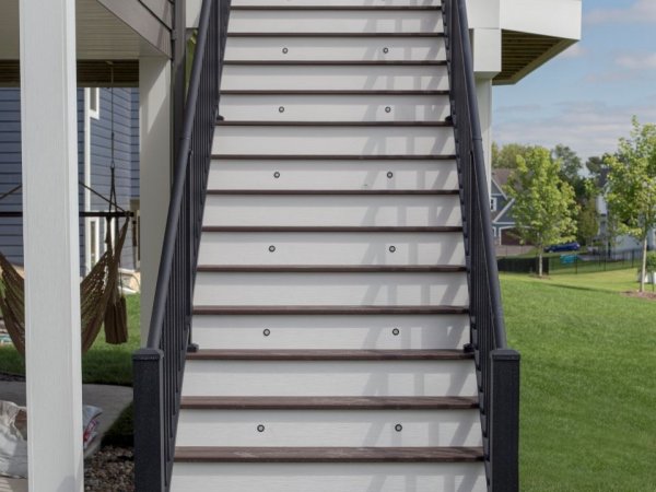 aluminum_stair_rail_deck_twin_cities