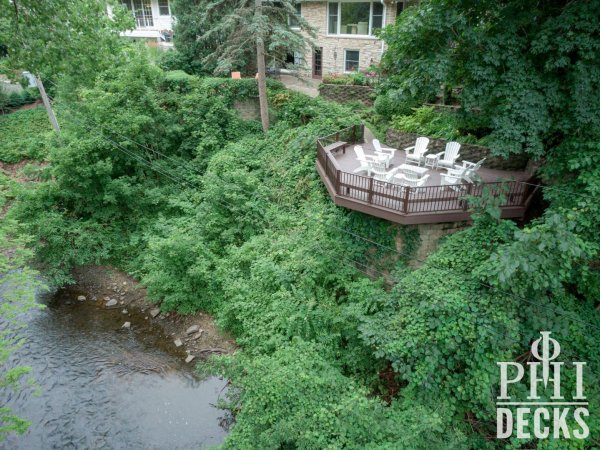 deck_river_white_chairs