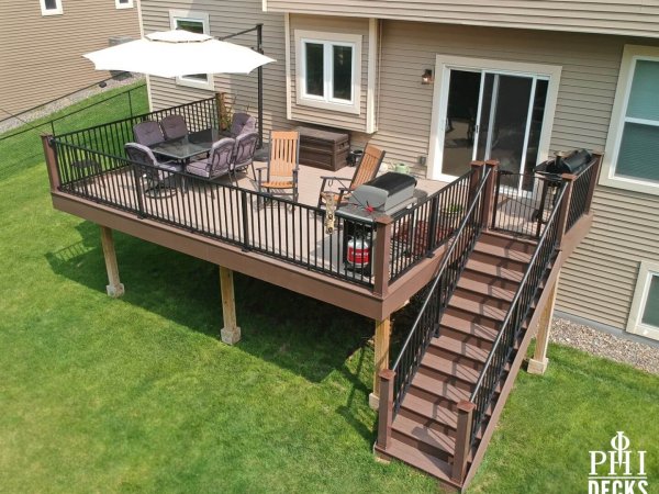 look_out_house_deck