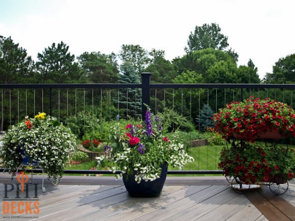 low-maintenance-deck-with-cable-railing-PHI-Decks