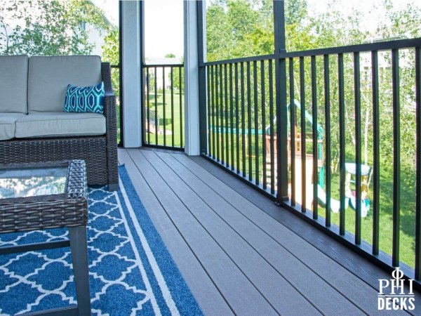 low_maintenance_screen_porch_chanhassen