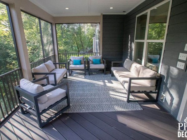 outdoor_living_room_wide_plank_decking