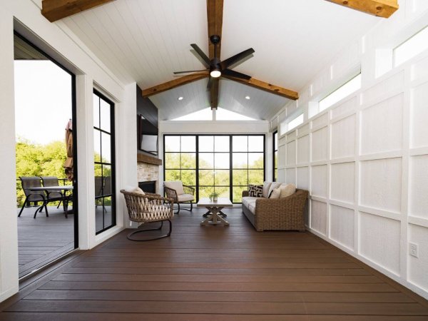 three_season_porch