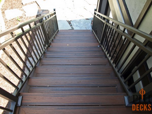 trex-decking-stair-treads