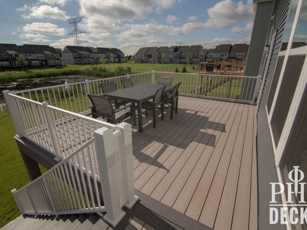 white_deck_railing_metal